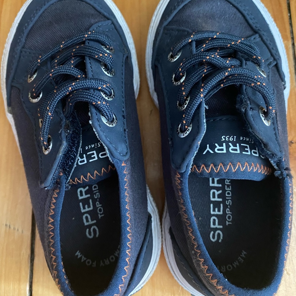 Sperry kids size 7m shoes